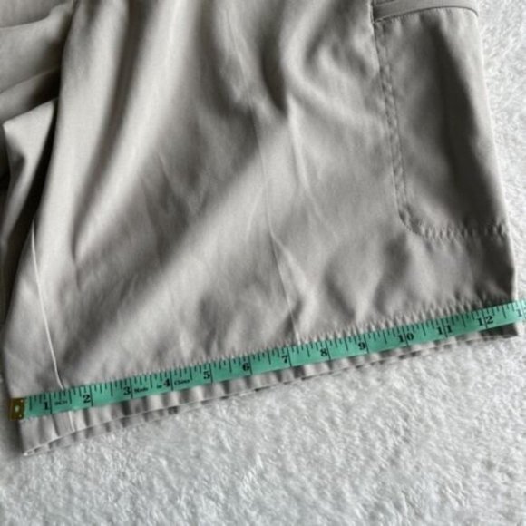 PGA Tour Tech Zone Golf Shorts Mens Size 40 Beige Flat‎ Front Stretch Athletic - Picture 10 of 12